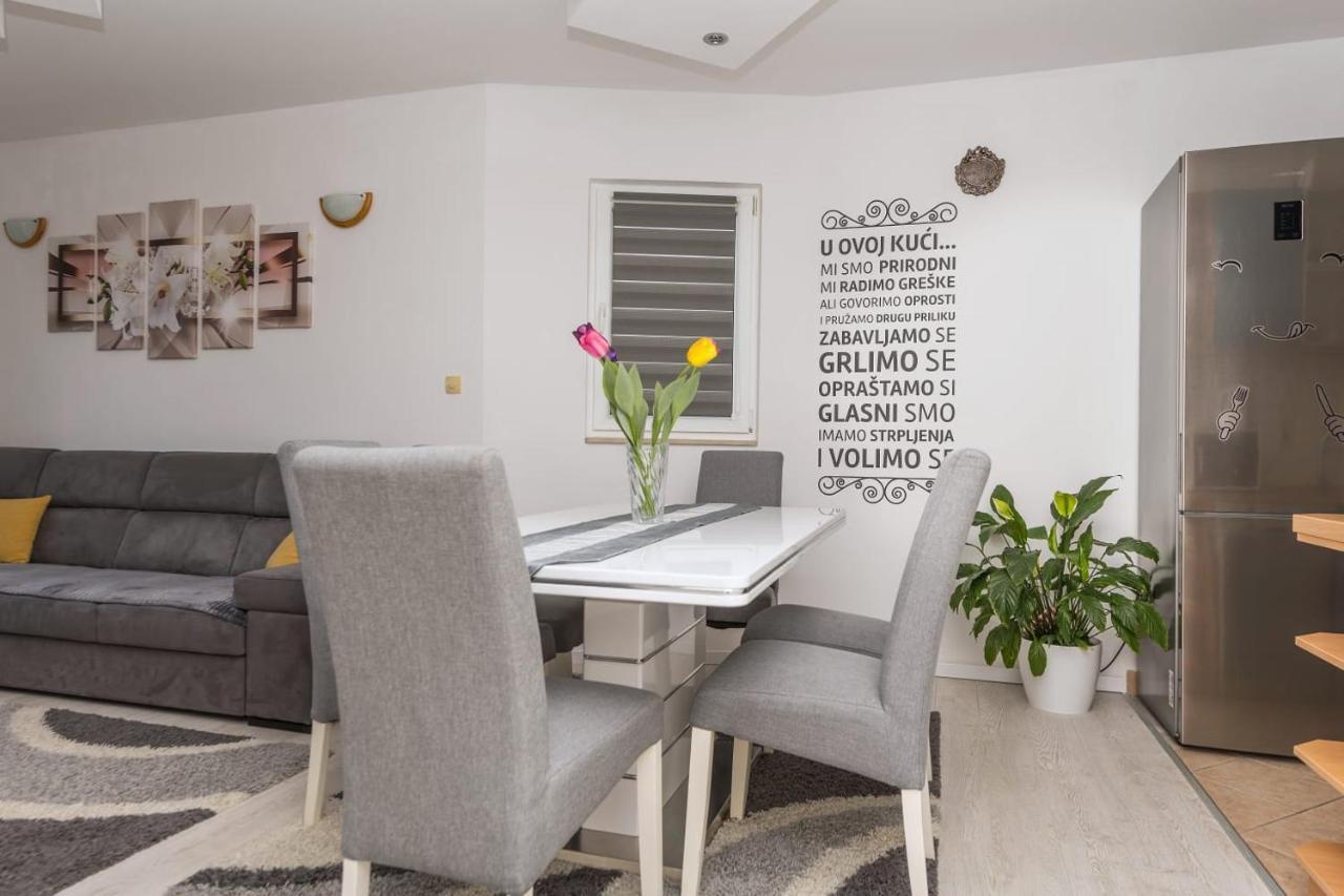 מאקרסקה Apartments Matko מראה חיצוני תמונה