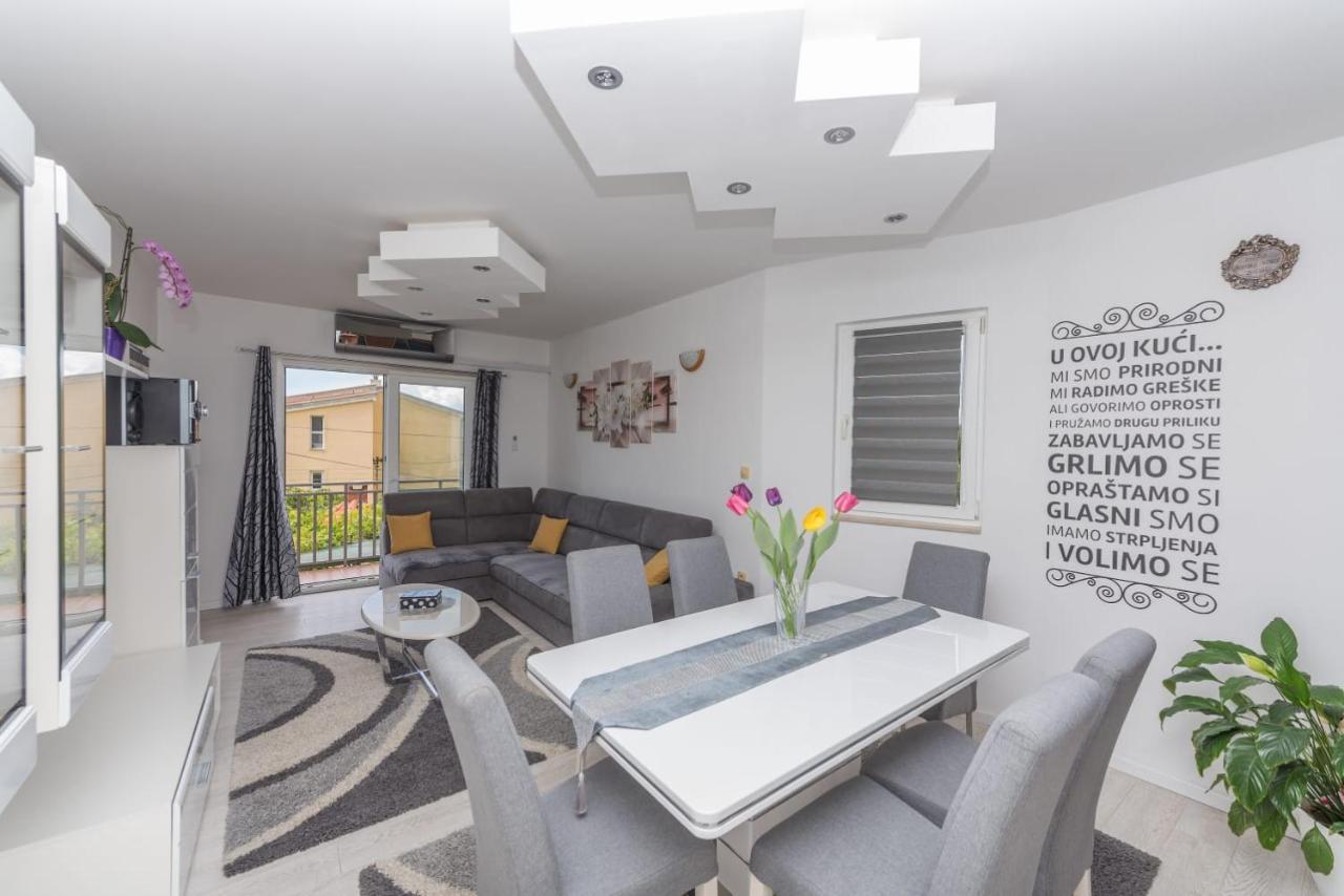 מאקרסקה Apartments Matko מראה חיצוני תמונה